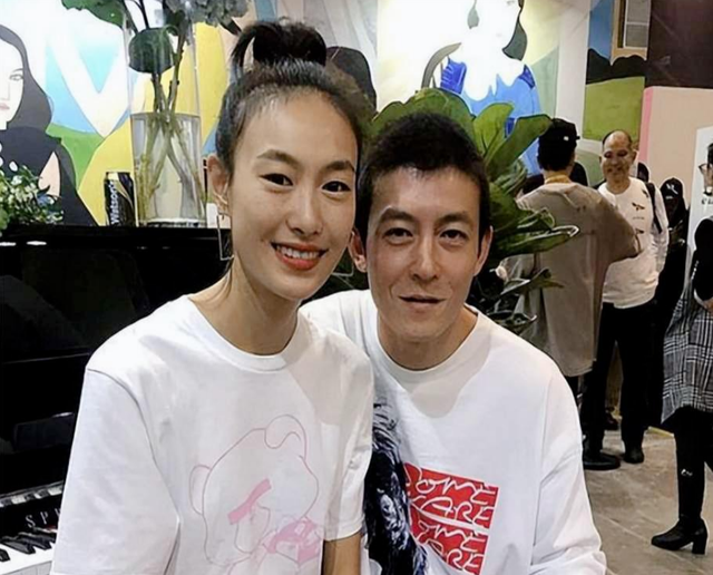 艳照门事件过去16年,陈冠希晒女儿溜冰照片,这才是真正的富养