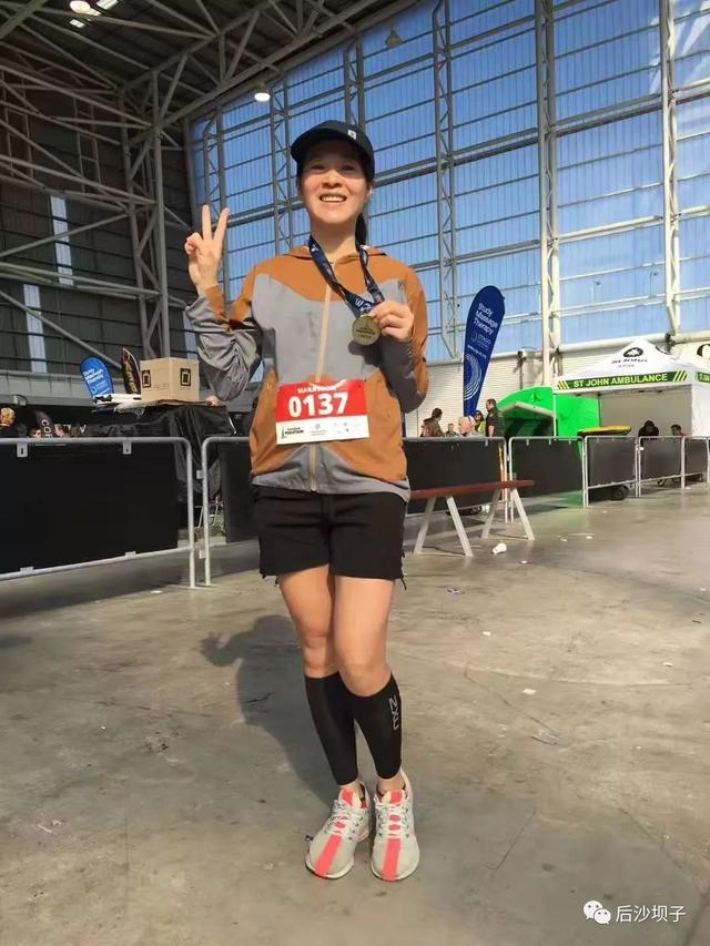 黎莉莉:40岁准妈妈、孕期8个月,跑完上海马拉松的美丽女人