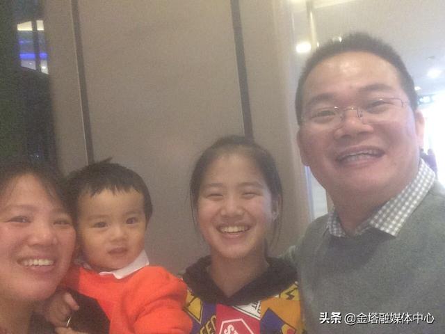 三次捐献赤血长殷:那抗疫幸存者的壮志逆行