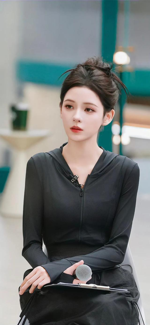 张予曦这么美,王思聪后悔了吗?