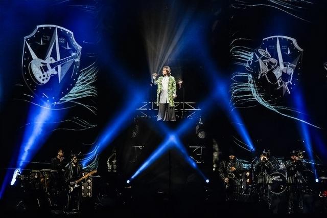 伍佰2023巡回演唱会北京站举行 现场再现波浪舞