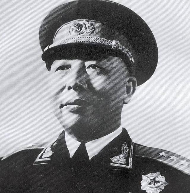 三野名将不听粟司令调遣,出言不逊后甩手离去,主席:立即撤职