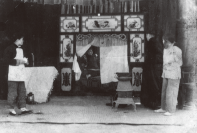 刘燕平,10岁被爱国将领父亲送到延安,后来把《兰花花》唱进了中南海