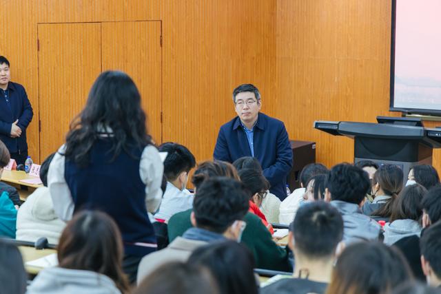 上海师大开学第一课：同上一堂脱贫攻坚精神思政金课