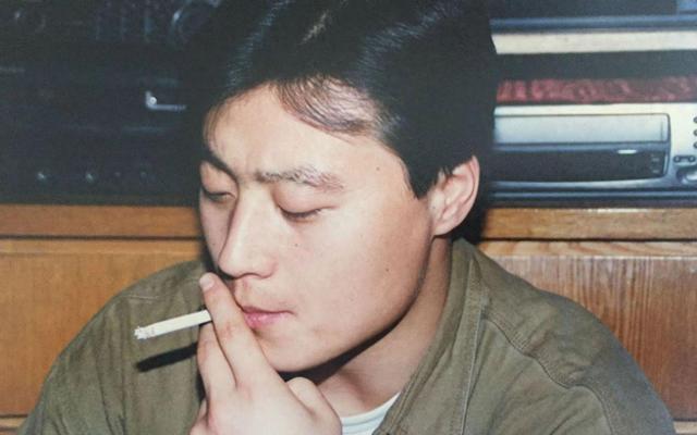 任程伟:她陪我住地下室7年,没房没车没存款,成名后哪敢抛弃?