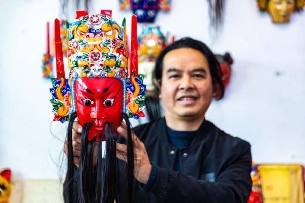 感悟非遗:安顺地戏“脸子”