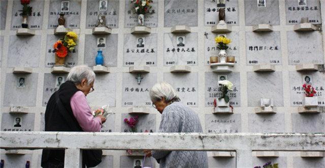 外媒:殡葬也玩电商,中国消费需求增长