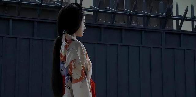 日本大尺度“三级片”【花宵道中】女主的颜值身材谁不迷糊!
