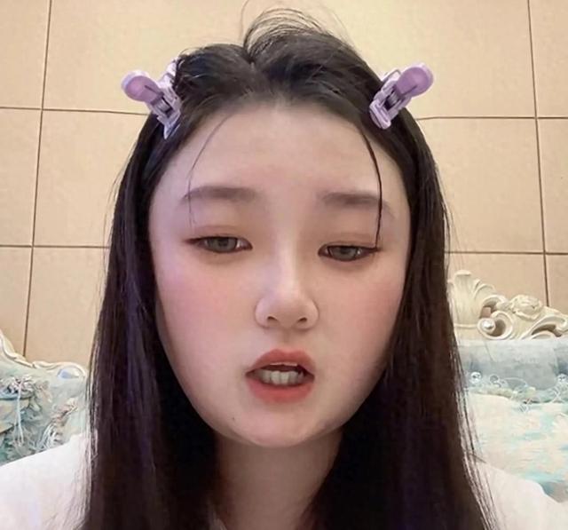 谢广坤前妻孙小雨:看到唐墩墩的第一眼我哭了,跟我女儿长的一样