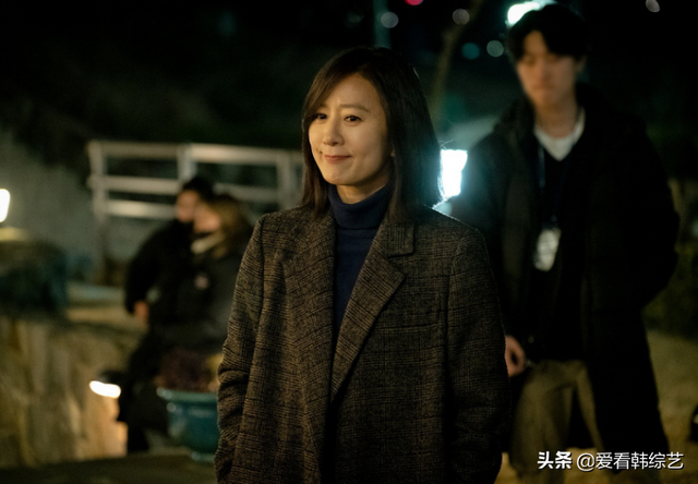 《夫妻世界》金喜爱朴海俊韩素希,结局难料的乐融融幕后花絮曝光