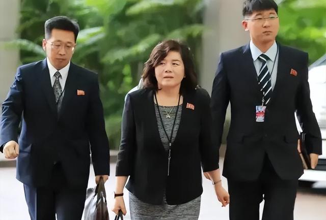 朝鲜女外长:孤儿出身12岁留华,养父是3号人物,如今霸气侧漏