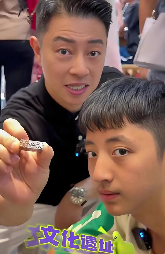 广东主持阮星航:从知名节目到结婚生子,妻子商界精英身份曝光