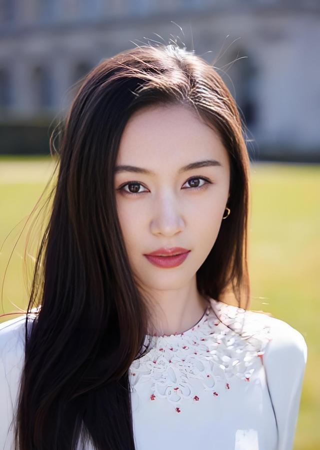 从四川走出来的10位女星,个个颜值天花板,你最喜欢谁?