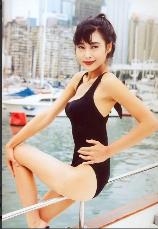 风月女神叶玉卿:性感尤物之首,出演《我为卿狂》绝对天花板!