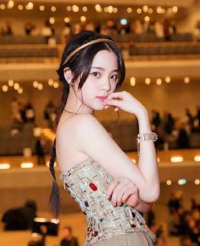 盘点四个字的娱乐圈明星