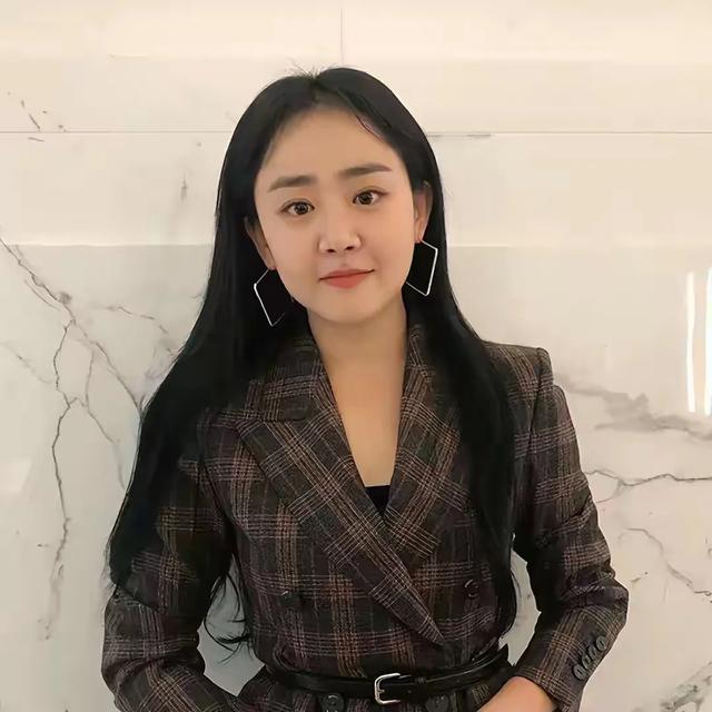 韩国3位小童星,成年后变化大,文根英变胖了,小长今却越变越美