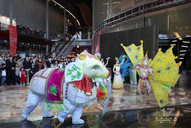 国家大剧院17周年公众开放日艺术节举办,一院三址展现新格局