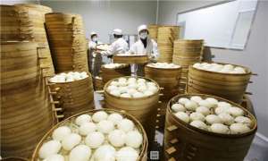 馒头鲍(杭州男子靠揉馒头建起了小别墅，还搞出产业园“我作为男人的担当，就是从做馒头开始”)