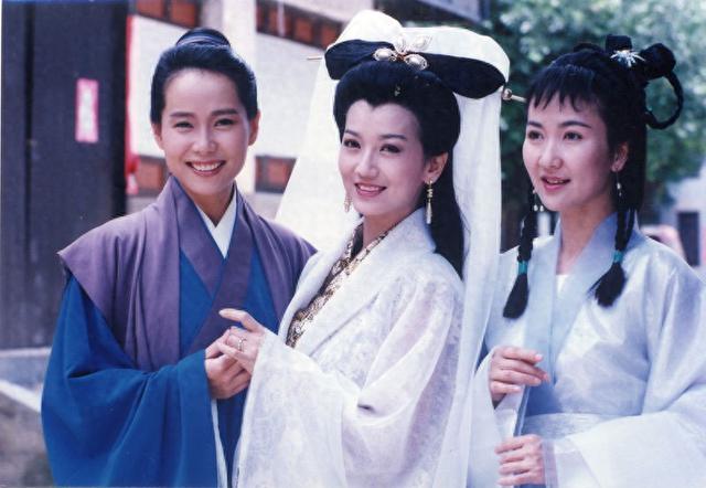 《新白娘子传奇》演员现状,“男”女角色差异明显,叶童历经沧桑