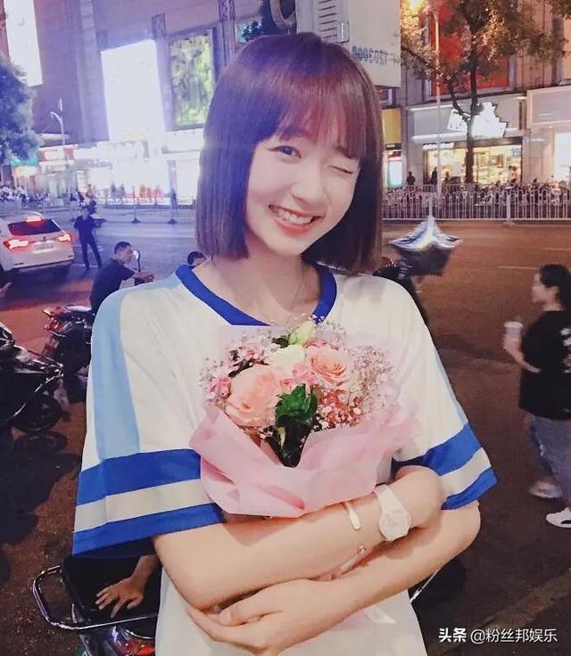 徐婕带货首秀破2亿,都是师父师兄功劳,辛巴评价成不了A级主播