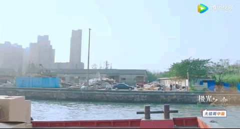 《极光之恋》终于大结局，关晓彤跳的这几段舞，鹿晗看了都害怕