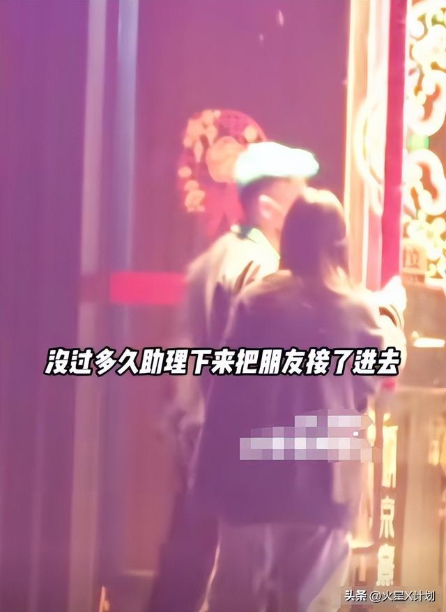 刘亦菲被曝深夜与开豪车帅哥会面,三小时才分开,男方正脸照流出