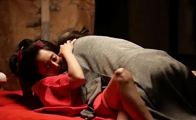 日本大尺度“三级片”【花宵道中】女主的颜值身材谁不迷糊!
