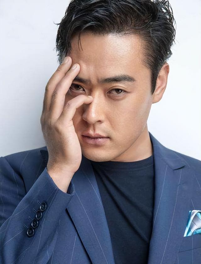 演员张桐:最绝望的时候,是妻子的不离不弃救了我