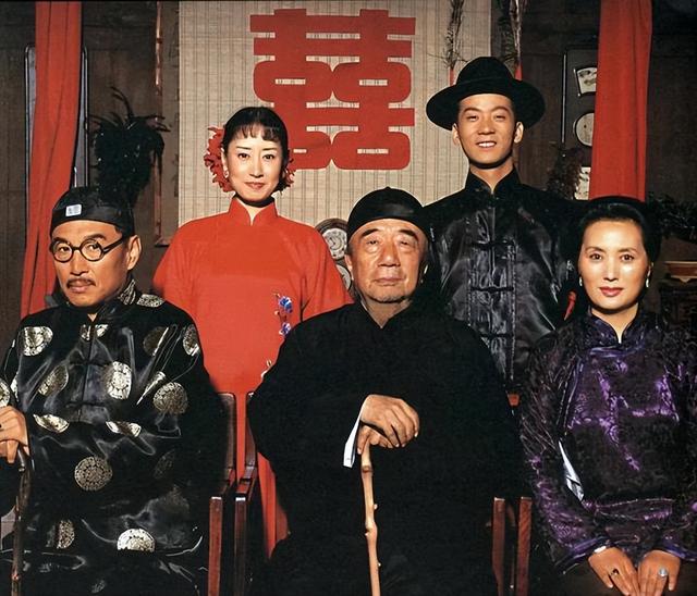演员李丁，去世11年后，儿子也离开了人世，妻子贾九霄痛不欲生