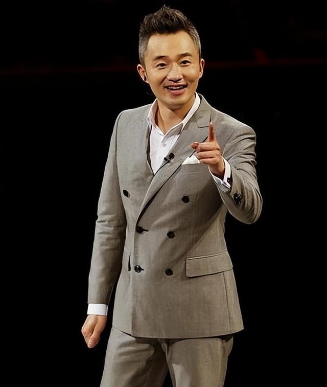 知名主持人程雷:身患肝炎娶小18岁娇妻,发病后妻子辞掉工作相陪