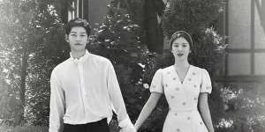 易桀齐(明星婚姻揭秘：婚前秀恩爱，婚礼花费千万，分家算钱时一地鸡毛)