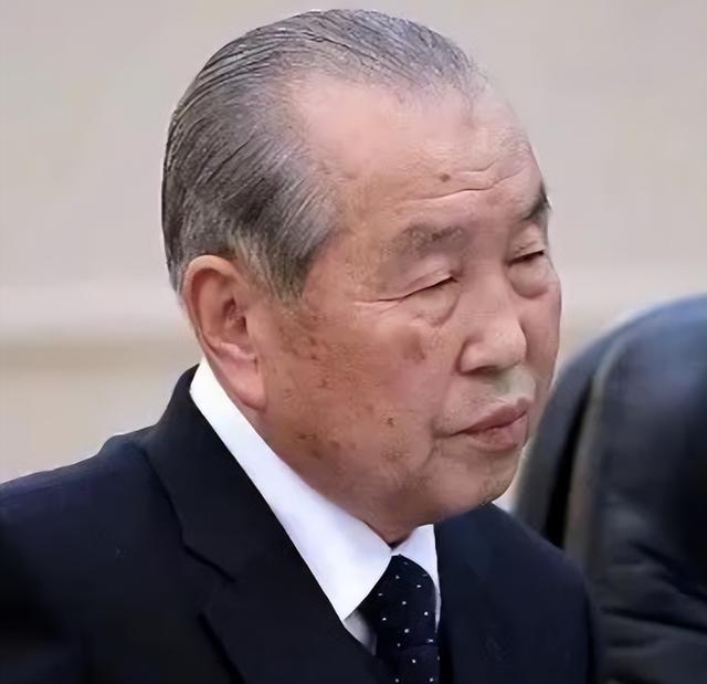 朝鲜女外长:孤儿出身12岁留华,养父是3号人物,如今霸气侧漏