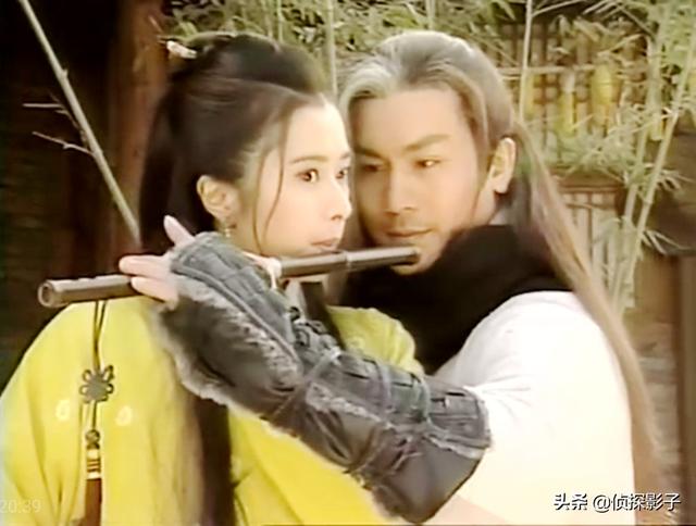 21年前的古装剧,男主从男二手里抢走女主,又为男二自断一只手臂