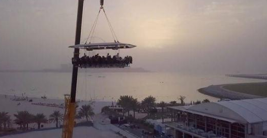 比利时的空中餐厅,一顿饭人均8888元,椅子可以360度旋转