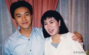 周星驰女友(周星驰有四段感情、四个女友，却唯独对她念念不忘)