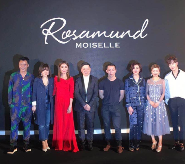 他是慕诗国际创始人,4台衣车起家19岁与太太结婚,3子女皆优秀