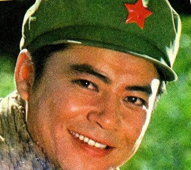 著名演员颜世魁:一生苦难,68岁单身无子嗣,老母亲直言不敢老去