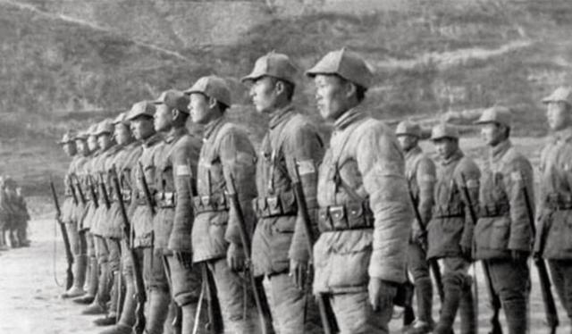 三野名将不听粟司令调遣,出言不逊后甩手离去,主席:立即撤职