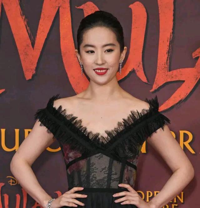 陈凯歌儿子陈飞宇加入中国国籍!获网友力赞,爱国什么时候都不晚