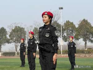 城市特警(武汉公安女子特警大队：铁血柔情书丹心 英雄城市绽芳华)