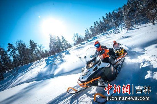 安图长白山雪岭:“雪国仙境”等君来