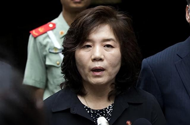 朝鲜女外长:孤儿出身12岁留华,养父是3号人物,如今霸气侧漏