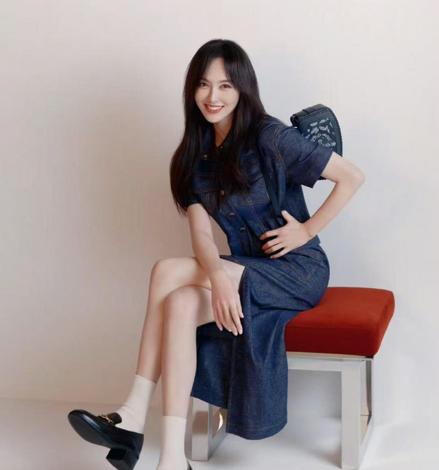 68岁无儿无女,至今未再婚的张瑜,与74岁前夫张建亚处境大不相同