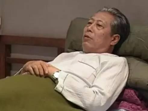 这里还有葛优更多的表情包！没想到你竟是这样的纪春生