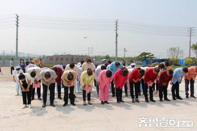 博兴县中医医院隆重举行张仲景雕像揭幕仪式