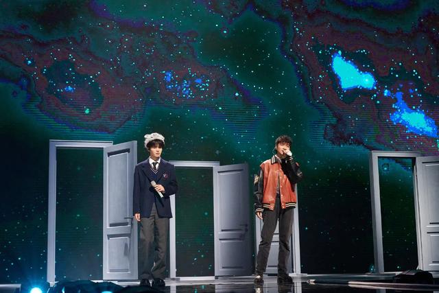 情深如歌古巨基李昊金曲盛典领奖记,兄弟情深传世