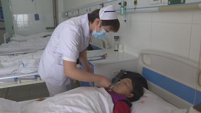 「致敬白衣天使」贾文静:用爱温暖每一位患者