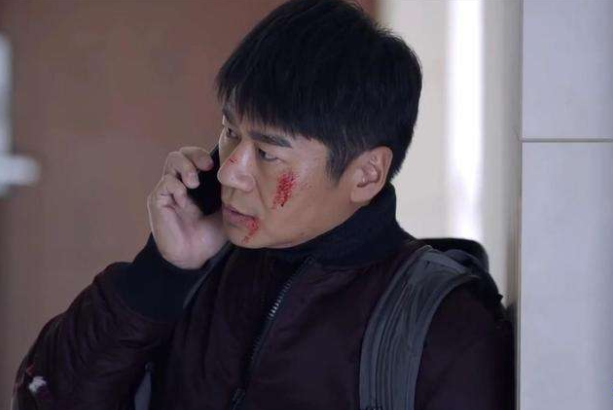 《重生》:姜淮一共补了9枪,那赵馨诚听到的两声枪响是谁干的?