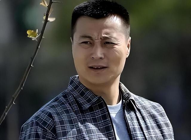 任程伟:她陪我住地下室7年,没房没车没存款,成名后哪敢抛弃?