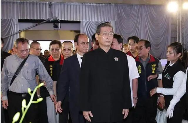 让林青霞萌生恋爱脑的大佬,还是李小龙之前身价最贵的功夫巨星